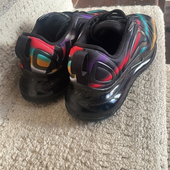 GOOD CONDITION WOMEN’S NIKE AIR MAX 720 COLOUR STREAKS Size 6.5 - Picture 3 of 4